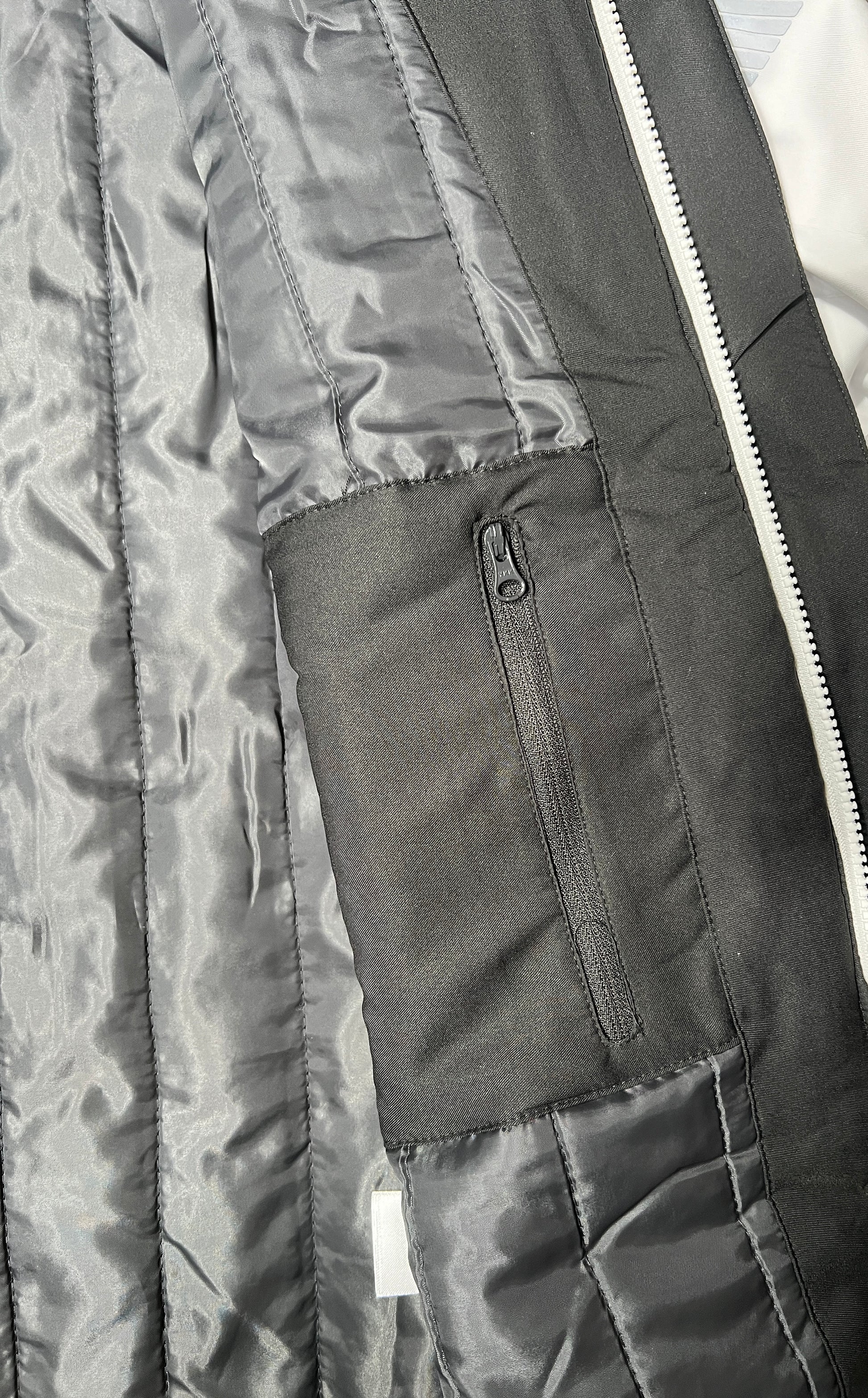 Innentasche mit Reißverschluss